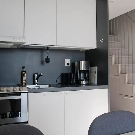 Elegant Penthouse Loft - Near The Airport Apartmán Vantaa